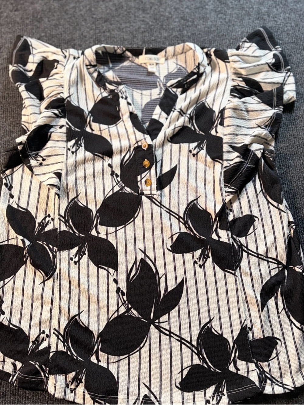 Chaus Black & White Floral-Stripe Ruffle Cap-Sleeve Blouse